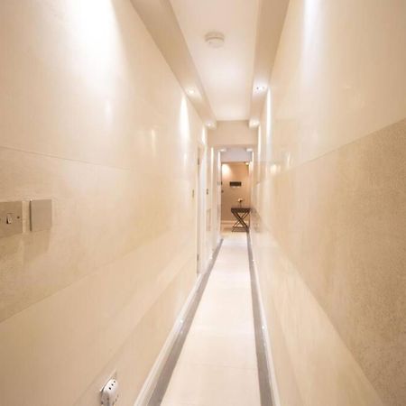 Oikoshomes Three Bedroom Flat In Londra Dış mekan fotoğraf