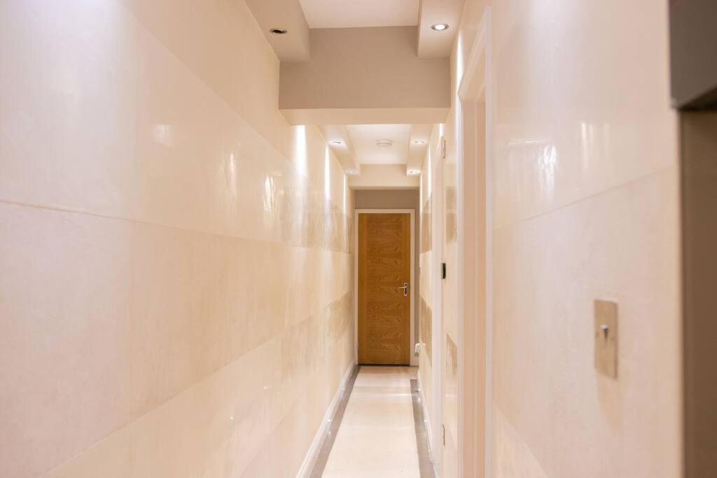 Oikoshomes Three Bedroom Flat In Londra Dış mekan fotoğraf