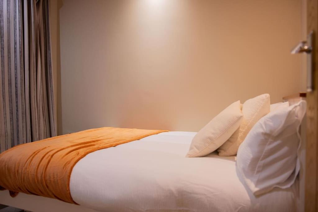 Oikoshomes Three Bedroom Flat In Londra Dış mekan fotoğraf