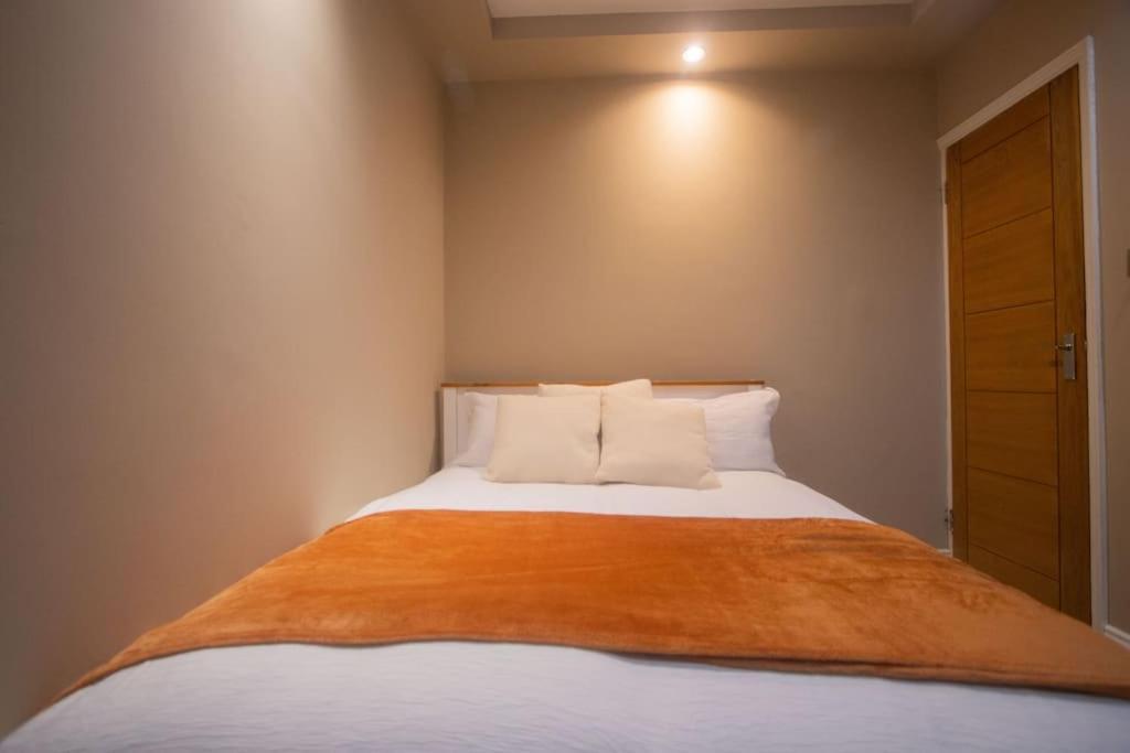 Oikoshomes Three Bedroom Flat In Londra Dış mekan fotoğraf