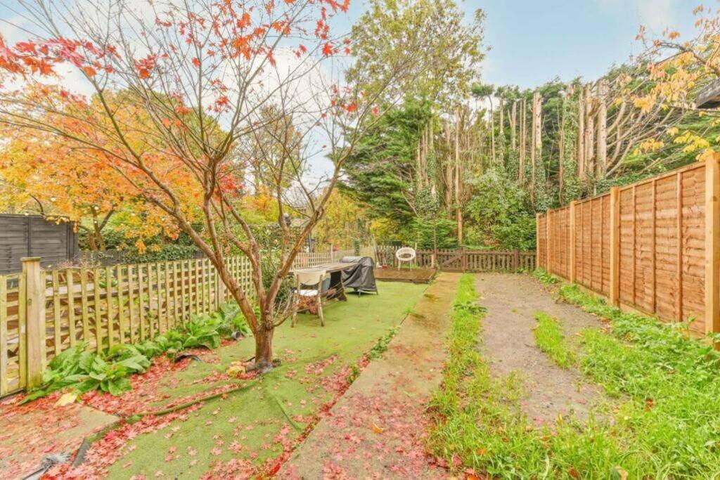Oikoshomes Three Bedroom Flat In Londra Dış mekan fotoğraf
